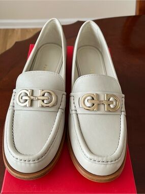 Salvatore Ferragamo Ofelia 9 White Gancini leather loafers